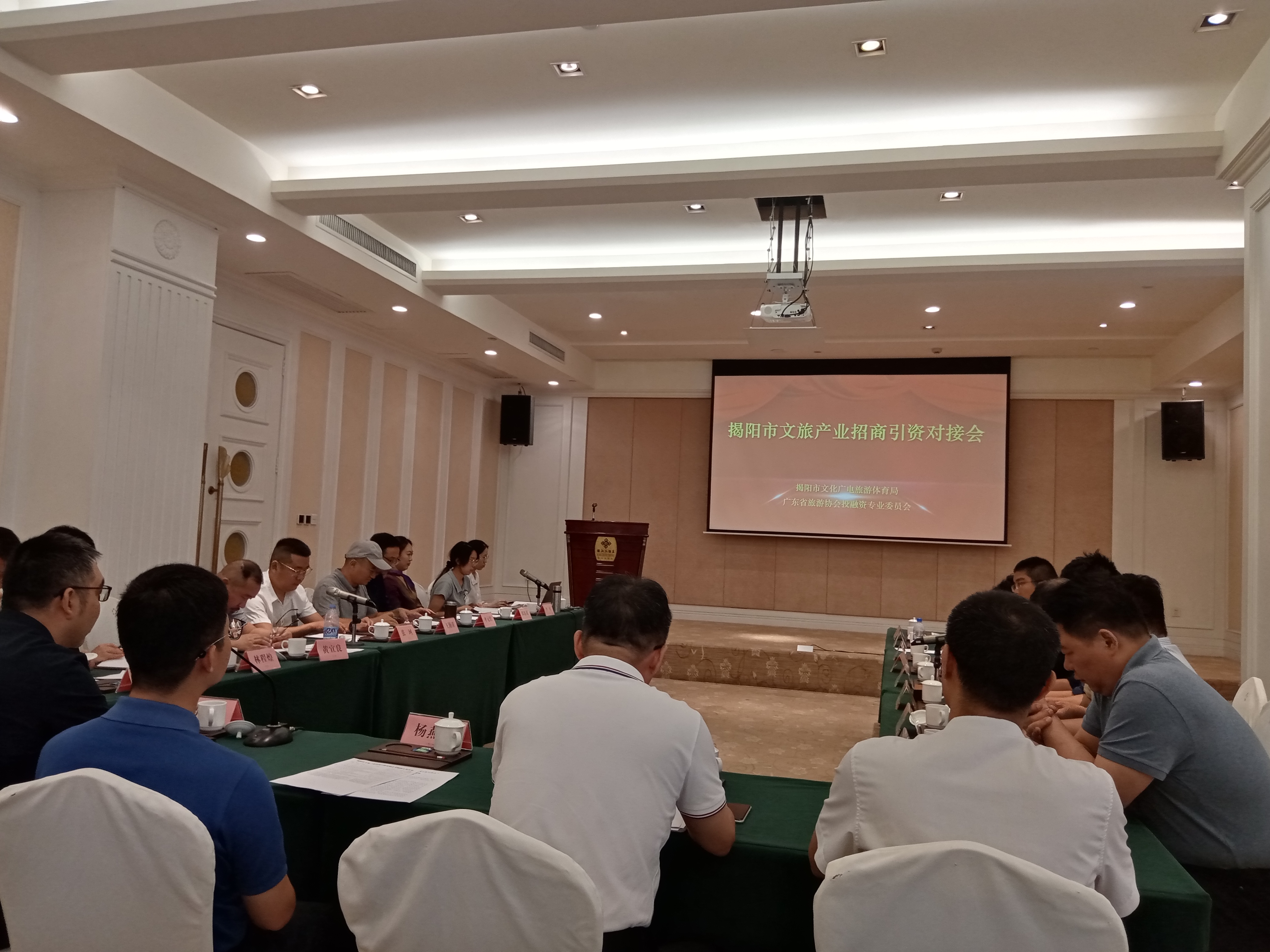 顾问式融资路演机构(融资顾问团队提供什么服务)